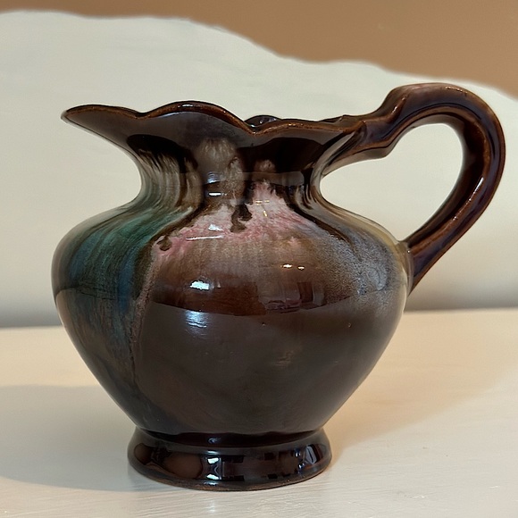 ✨ Vintage Tilso Japan Hand Painted Pitcher, Drip Glaze✨ - Picture 1 of 4